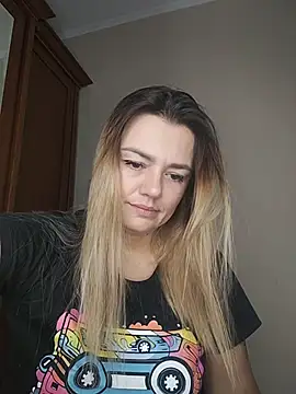 KrissSexi online show from December 5, 2025, 4:54 am