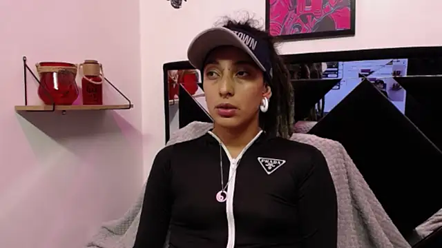 Snapshot of ORIANNA_BODMOD chatting on January 21, 2025, 4:32 am ORIANNA BODMOD online show from January 21, 2025, 4:32 am