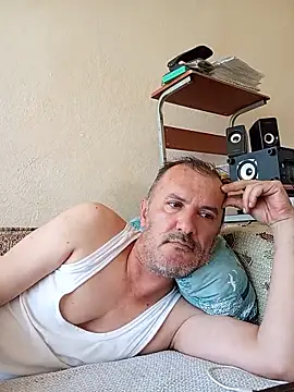 Snapshot of bestofyalcinturkey chatting on May 29, 2026, 10:24 am bestofyalcinturkey online show from May 29, 2026, 10:24 am