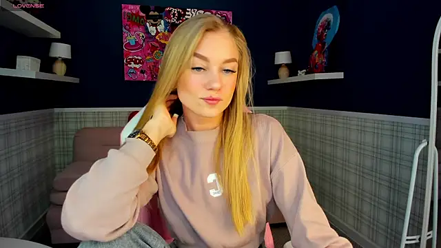 Snapshot of Barbie_Lis chatting on February 27, 2025, 12:10 am Barbie Lis online show from February 27, 2025, 12:10 am