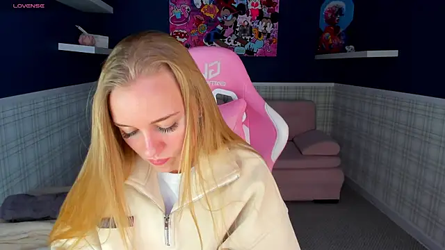 Snapshot of Barbie_Lis chatting on November 30, 2025, 1:31 am Barbie Lis online show from November 30, 2025, 1:31 am