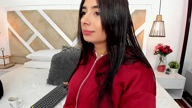 Snapshot of ZiaCalifa chatting on June 27, 2026, 11:48 am ZiaCalifa online show from June 27, 2026, 11:48 am