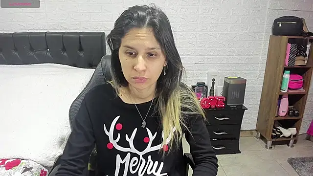 lauren ashlee online show from December 31, 2024, 1:19 pm