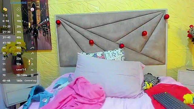 Snapshot of Esmeralda_oikos chatting on February 7, 2025, 2:40 am Esmeralda oikos online show from February 7, 2025, 2:40 am