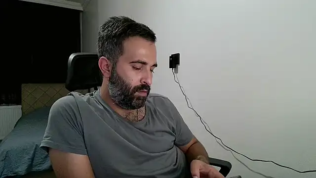 Snapshot of tgltplsr chatting on October 5, 2025, 10:07 pm tgltplsr online show from October 5, 2025, 10:07 pm