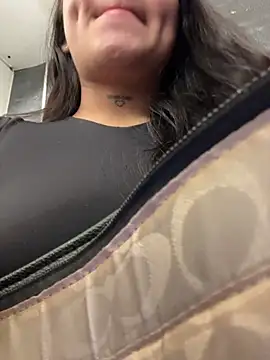 LunaBaker-1 online show from November 22, 2025, 8:08 pm