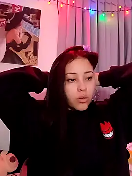 Snapshot of persefone_core chatting on November 7, 2025, 12:10 am persefone core online show from November 7, 2025, 12:10 am