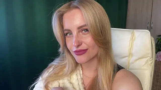 Snapshot of anita_blairr chatting on May 18, 2026, 4:07 am anita blairr online show from May 18, 2026, 4:07 am