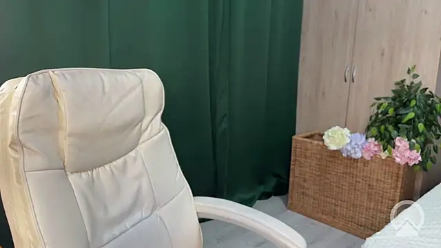 Snapshot of anita_blairr chatting on July 6, 2026, 1:57 am anita blairr online show from July 6, 2026, 1:57 am