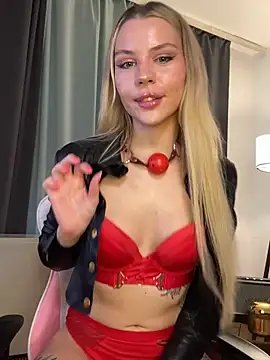 KittyKatyDream online show from May 8, 2026, 2:11 pm