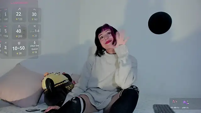 tati cardenas online show from February 21, 2025, 2:39 am