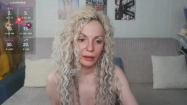 Snapshot of kiramarta chatting on November 27, 2025, 5:59 pm kiramarta online show from November 27, 2025, 5:59 pm