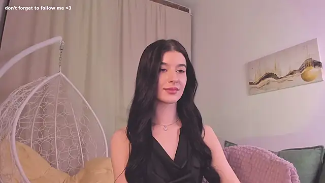 LauraCoy online show from January 21, 2025, 2:33 am