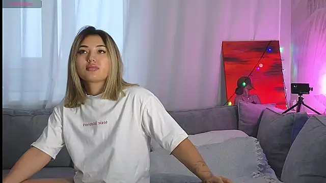 Snapshot of lily__foster chatting on January 15, 2025, 6:22 am lily foster online show from January 15, 2025, 6:22 am