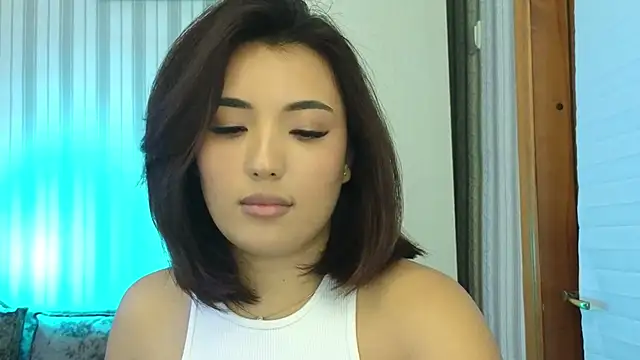 Snapshot of lily__foster chatting on September 9, 2025, 10:37 am lily foster online show from September 9, 2025, 10:37 am