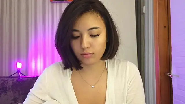 Snapshot of lily__foster chatting on October 8, 2025, 9:40 am lily foster online show from October 8, 2025, 9:40 am