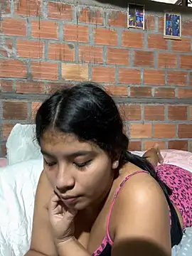 moncerrat luna online show from January 19, 2025, 3:32 pm