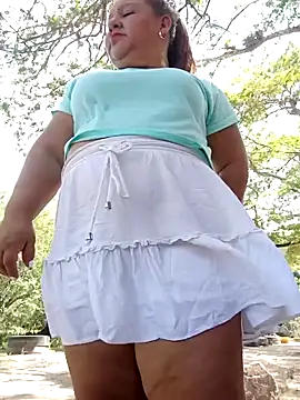 HORNY MATURE25 online show from January 22, 2025, 5:28 pm