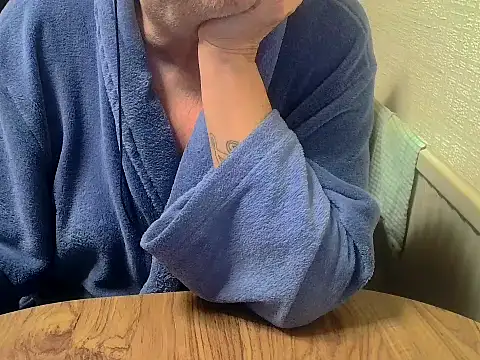 daddyflash online show from December 1, 2025, 11:21 pm