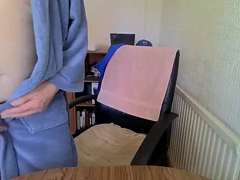 daddyflash online show from April 29, 2026, 8:40 am