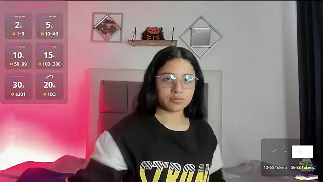 Snapshot of aliice_walker_ chatting on January 17, 2025, 12:31 pm aliice walker online show from January 17, 2025, 12:31 pm