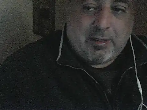 Snapshot of Paolino_8316 chatting on October 3, 2025, 10:07 pm Paolino 8316 online show from October 3, 2025, 10:07 pm