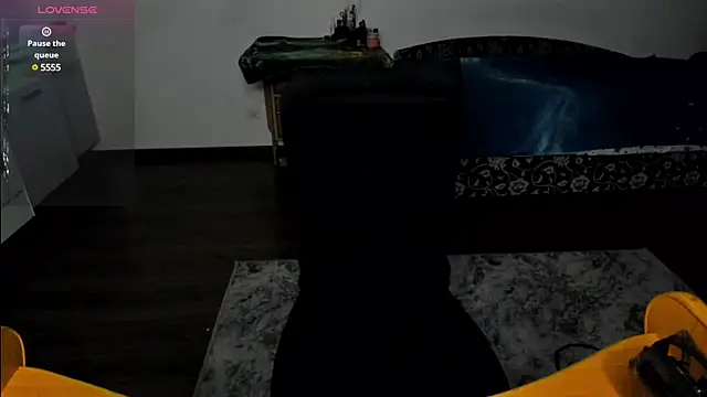 KitsuneRem online show from December 6, 2024, 7:34 pm