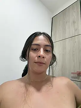Snapshot of Sophie__Foxxx chatting on June 26, 2026, 1:54 am Sophie Foxxx online show from June 26, 2026, 1:54 am