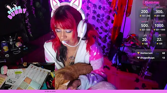 Roxanbunny1 online show from February 10, 2025, 7:36 am