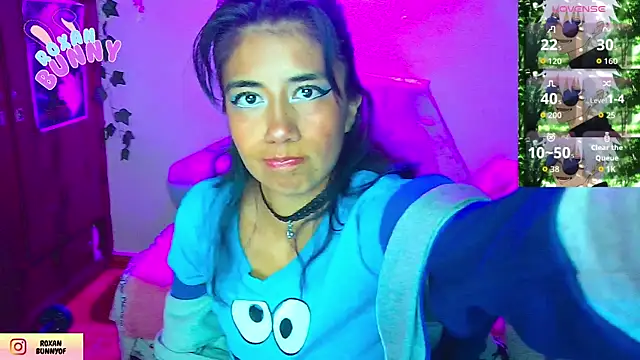 Roxanbunny1 online show from January 13, 2026, 1:33 am