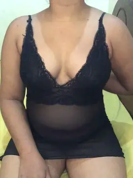 Snapshot of Rose_Olivia chatting on March 2, 2025, 5:04 pm Rose Olivia online show from March 2, 2025, 5:04 pm