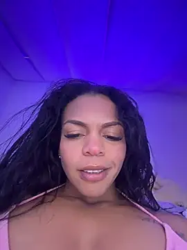 Snapshot of Charly_ chatting on May 18, 2026, 6:47 pm Charly online show from May 18, 2026, 6:47 pm