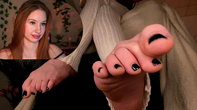 Snapshot of DorothyGilbert1 chatting on February 4, 2025, 12:22 pm DorothyGilbert1 online show from February 4, 2025, 12:22 pm