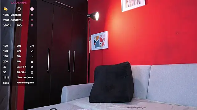 Snapshot of wild_col_ chatting on November 1, 2025, 12:51 pm wild col online show from November 1, 2025, 12:51 pm