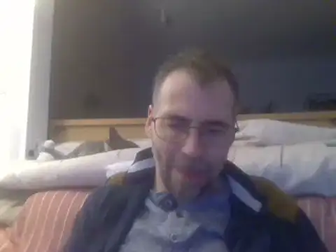 Snapshot of ptitcanard60600 chatting on January 10, 2025, 10:25 pm ptitcanard60600 online show from January 10, 2025, 10:25 pm