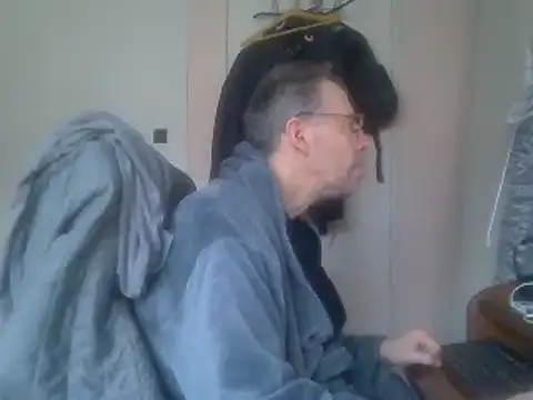 Snapshot of ptitcanard60600 chatting on January 16, 2025, 10:53 am ptitcanard60600 online show from January 16, 2025, 10:53 am