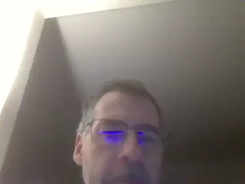 Snapshot of ptitcanard60600 chatting on January 27, 2025, 10:38 pm ptitcanard60600 online show from January 27, 2025, 10:38 pm