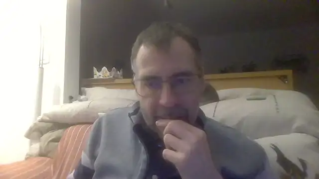 Snapshot of ptitcanard60600 chatting on January 28, 2025, 10:34 pm ptitcanard60600 online show from January 28, 2025, 10:34 pm