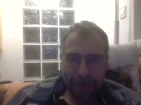 Snapshot of ptitcanard60600 chatting on February 4, 2025, 10:02 pm ptitcanard60600 online show from February 4, 2025, 10:02 pm