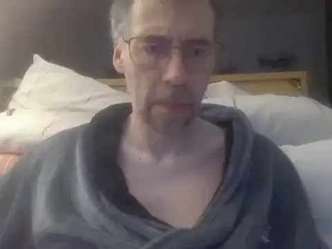 Snapshot of ptitcanard60600 chatting on February 16, 2025, 5:37 pm ptitcanard60600 online show from February 16, 2025, 5:37 pm