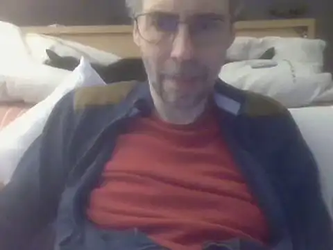 Snapshot of ptitcanard60600 chatting on February 20, 2025, 10:37 pm ptitcanard60600 online show from February 20, 2025, 10:37 pm