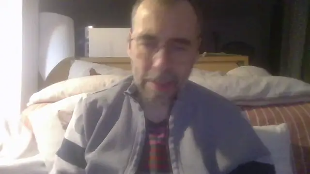 Snapshot of ptitcanard60600 chatting on December 4, 2025, 10:51 pm ptitcanard60600 online show from December 4, 2025, 10:51 pm