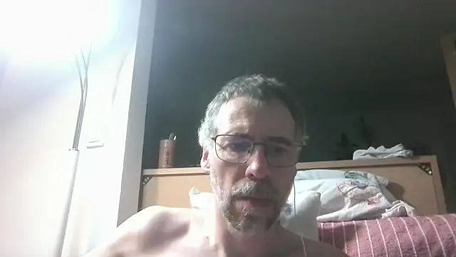 ptitcanard60600 online show from July 14, 2026, 10:04 pm