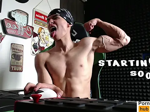 Snapshot of Curly_Angel24 chatting on December 3, 2025, 12:03 pm Curly Angel24 online show from December 3, 2025, 12:03 pm