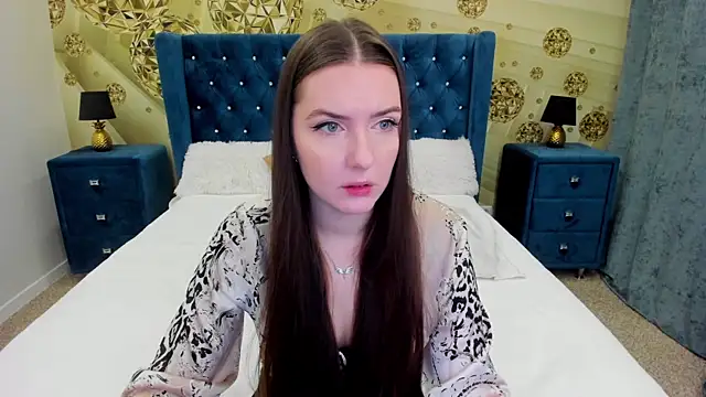 Snapshot of Katrina_Minchels chatting on November 19, 2025, 6:57 am Katrina Minchels online show from November 19, 2025, 6:57 am