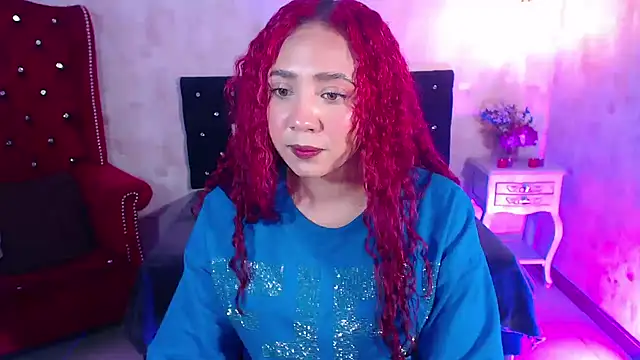 IsabelaLatina online show from July 20, 2026, 2:26 am