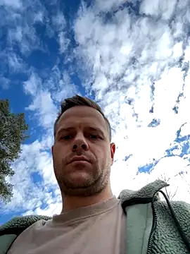 Snapshot of Danii0790 chatting on November 15, 2025, 9:28 am Danii0790 online show from November 15, 2025, 9:28 am