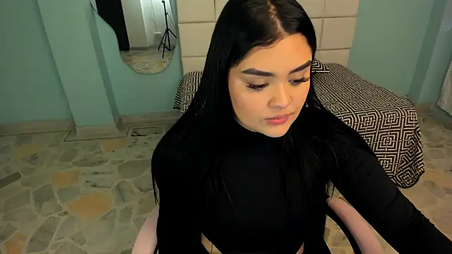 martinasaez online show from September 13, 2025, 1:11 pm