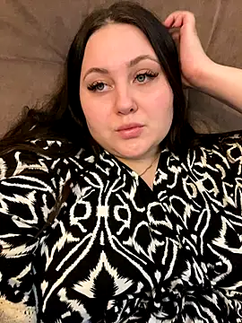 ihaveasecret  online show from October 7, 2025, 3:53 pm