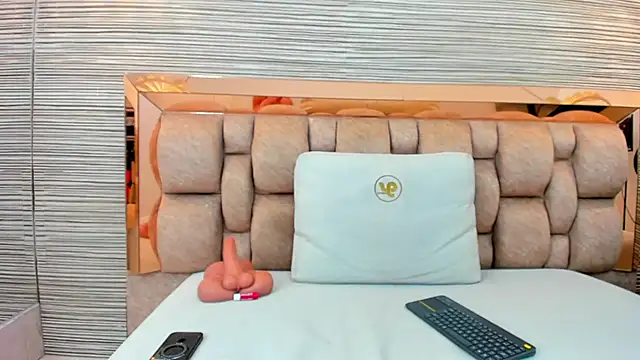 Snapshot of maryy_campbell_ chatting on September 23, 2025, 7:50 pm maryy campbell online show from September 23, 2025, 7:50 pm